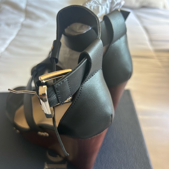 Just Fab brand new with box - Picture 15 of 16